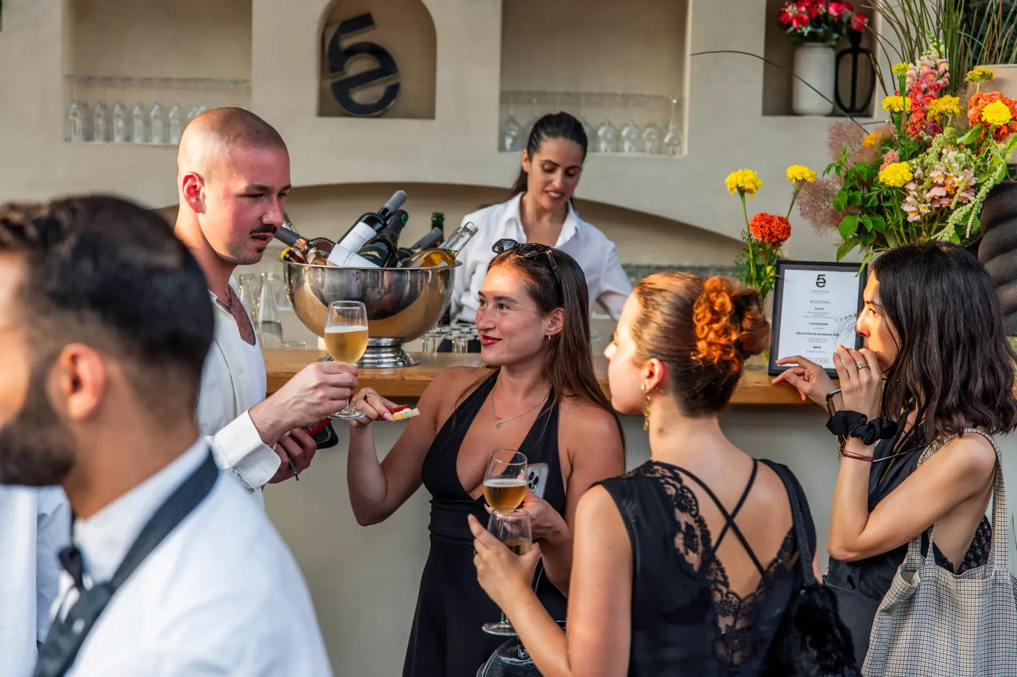 5 Étoiles Productions : une Summer Party sur la Seine, signée Relive