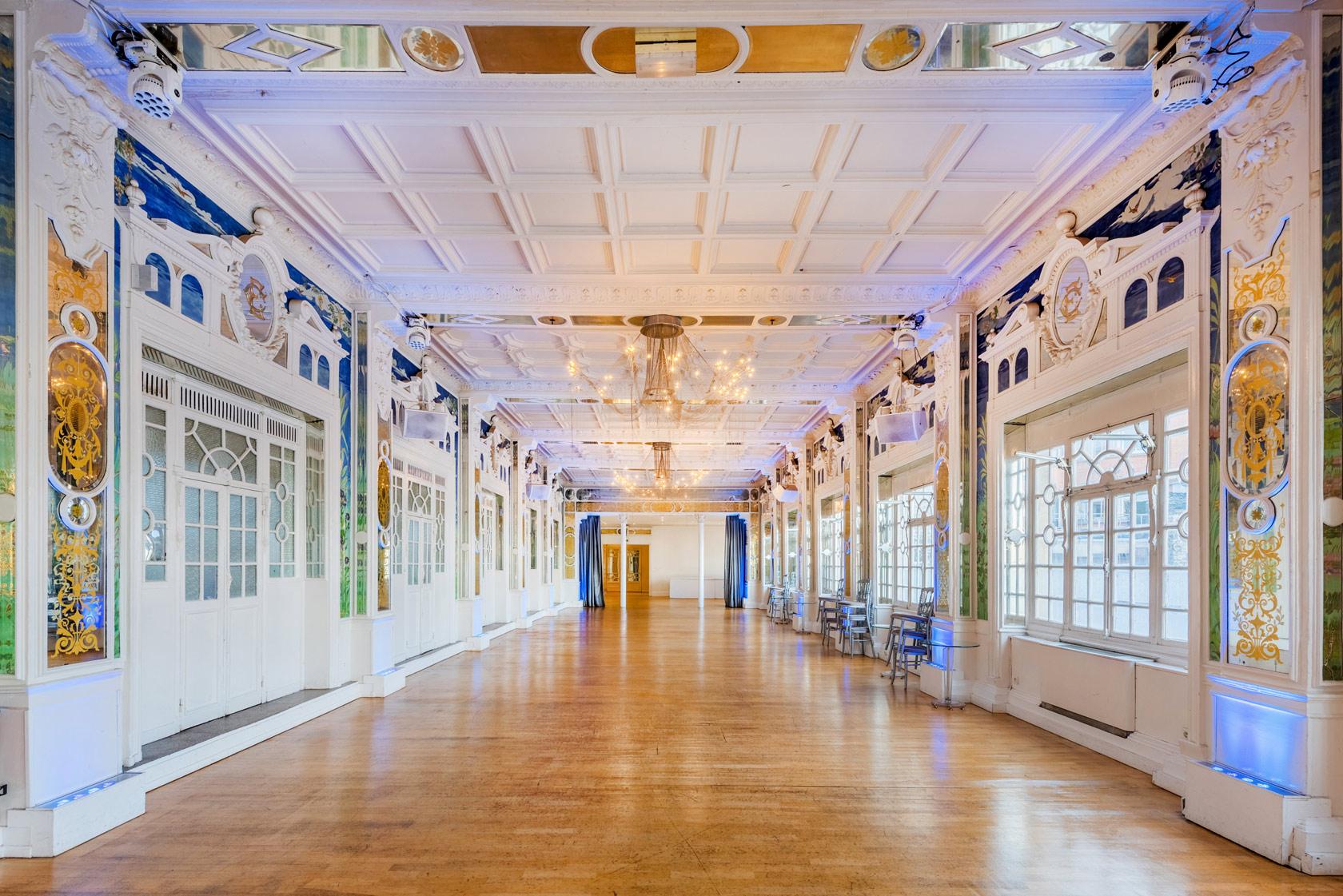 Les Salons Jouffroy